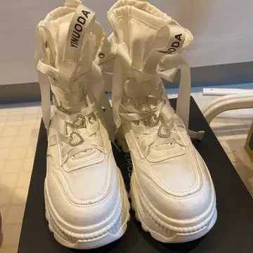 YINUODA 통굽 스니커즈 부츠 화이트