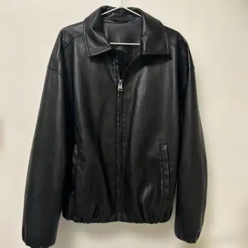 ZARA 페이크 가죽 자켓 M 사이즈 블랙