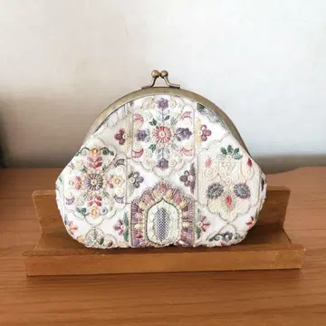 핸드메이드 인도 자수 원단 가마구치 파우치 인기 원단 페어리 드림 사용