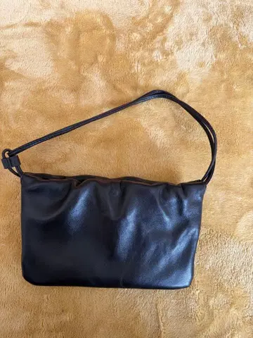 NOTHING WRITTEN 브라운