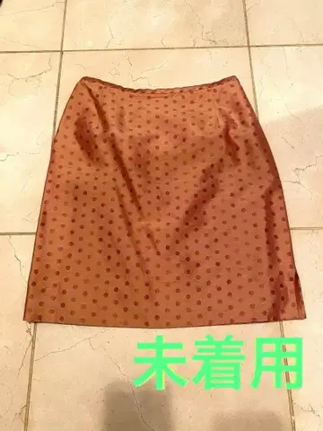 미착용 일본제 twelve 실크 도트 스커트