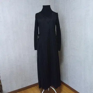 니트 소재 오버롤 스커트