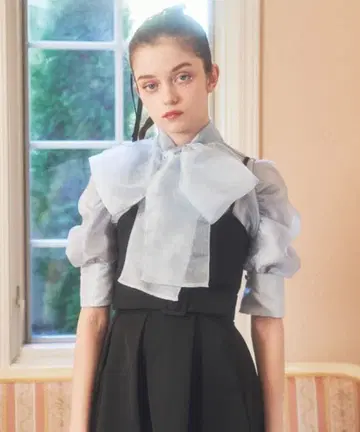 Lovilyn 샤베트 컬러 라메 빅 리본 블라우스