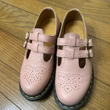 Dr.Martens 멜리 제인