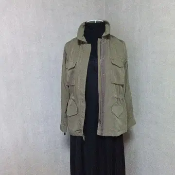 올리브 그린 밀리터리 자켓