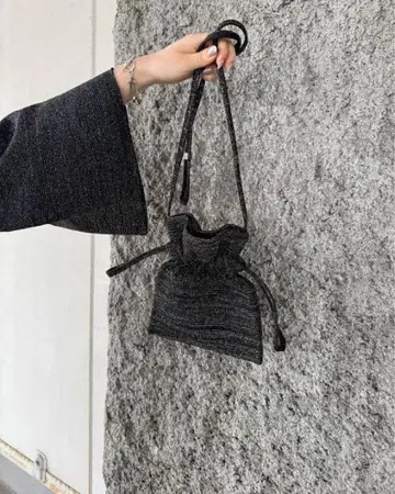 CFCL 사코슈 블랙 라메