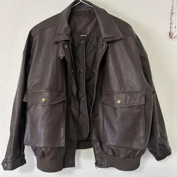 다크 브라운 페이크 가죽 자켓 퀼팅 베스트 포함