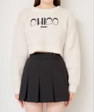 CHICO 아이보리 크롭 니트