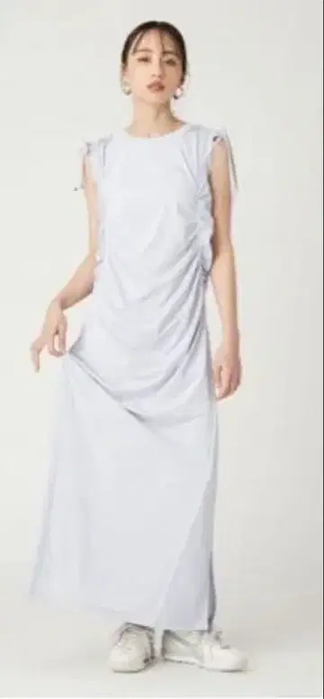 FRAY I.D PUMA 파이핑 디자인 개더 컷 드레스 M