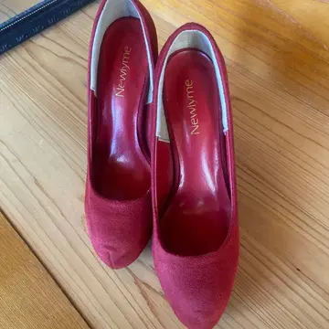 Newlyme 레드 스웨이드 하이힐