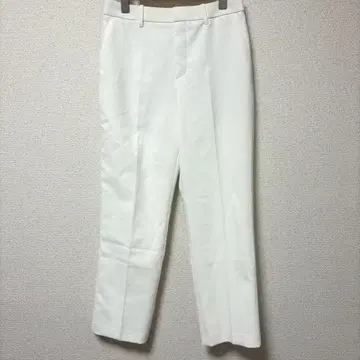 유니클로 감동 팬츠 M 화이트 계열 깔끔한 스트레이트 울 라이크