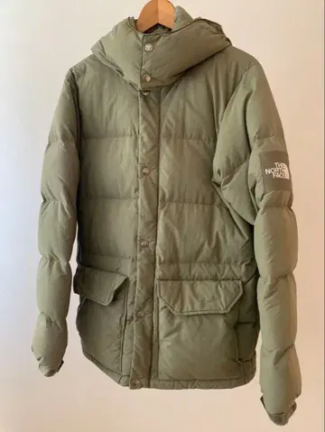 THE NORTH FACE 캠프 시에라 숏 다운 L 카키