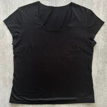 DAKS 닥스 티셔츠 라운드넥 블랙 40