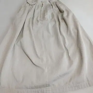 랄프 로렌 라이트 베이지 플레어 스커트