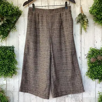 평평하게 놓았을 때 허리 34 밴딩 있음