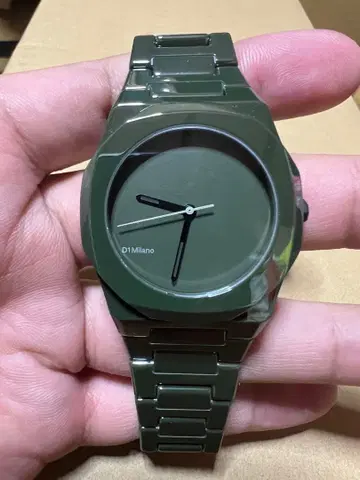 D1 Milano MIG 올리브 그린 손목시계