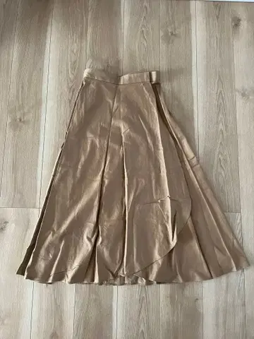 Ships 베이지 A라인 랩 스커트 사이즈 36