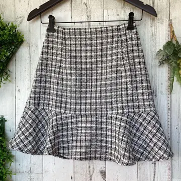 평평하게 놓았을 때 허리 32 밴딩 있음