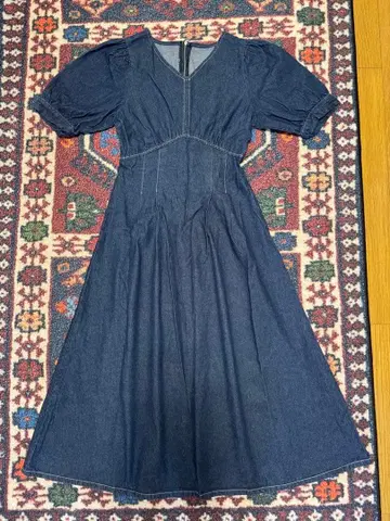 데님 퍼프 슬리브 A라인 원피스