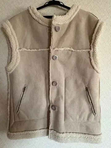 Wcloset 리버서블 무스탕 베스트 베이지