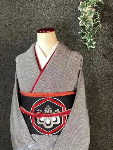 숨 막힐 듯한 아름다움을 전하고 싶어요! 현대 가몬 나고야 오비 블랙