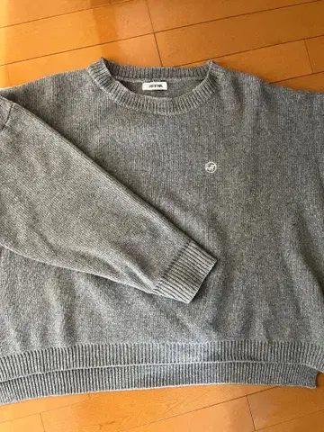HIFINK 그레이 크루넥 니트