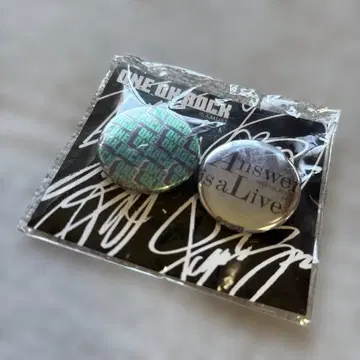 ONE OK ROCK 캔뱃지 2개 세트