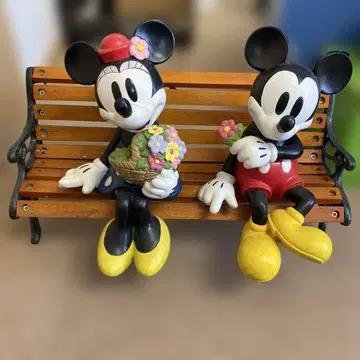 미키 미니 벤치 피규어