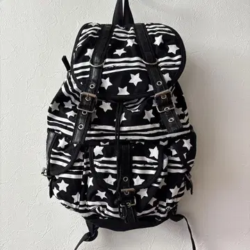 y2k 00s 헤이세이 한국 통학 별 NewJeans 백팩 흑백