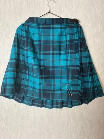 새상품급 오닐 오브 더블린 체크 스커트