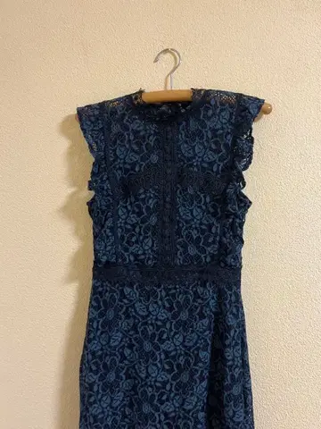 자라 다크 블루 레이스 슬리브리스 원피스