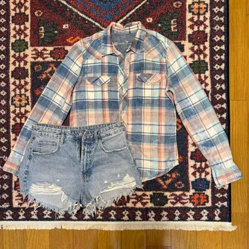 GAP 긴팔 셔츠와 데님 숏팬츠 세트