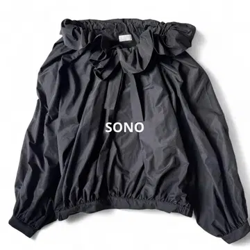 [ 새상품급 ] SONO 드라마틱 개더 블라우스 리본 블랙 1