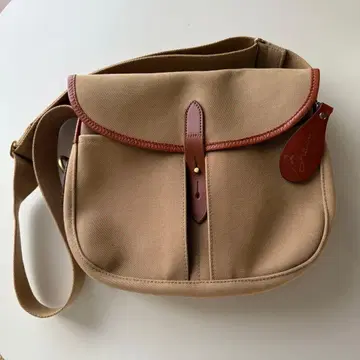 BRADY 브레디 숄더백