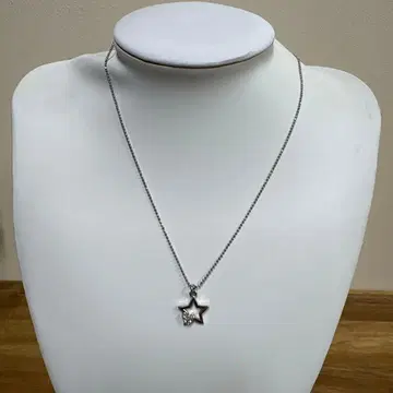 별 모양 펜던트 목걸이 실버