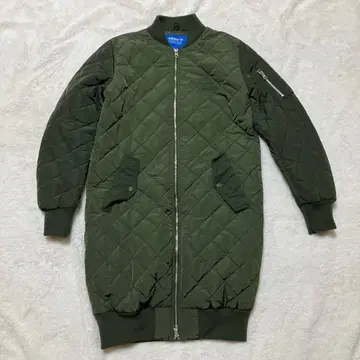 아디다스 퀼팅 코트 롱 모스그린