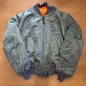 GREENBRIER USA제 데드스탁 MA-1 카키 올리브