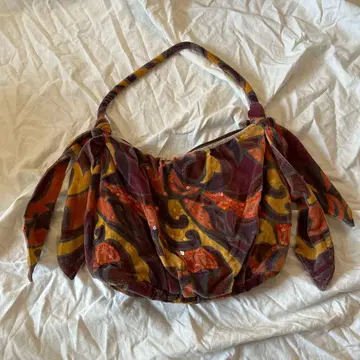 개성있는 벨로아 숄더백 원숄더