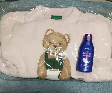 스타벅스 x 젤라또피케 베어 풀오버 핑크