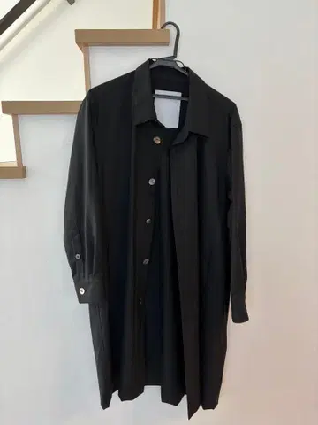 OVERCOAT 블랙 롱 셔츠