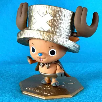 토니토니 초파 피규어 골드 제일복권