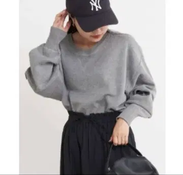 차오패닉 티피 택 포함 새상품 맨투맨 라이크 볼륨 슬리브 니트