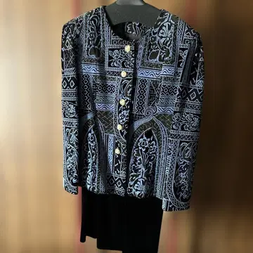 엘레강트한 블랙과 파랑의 셋업