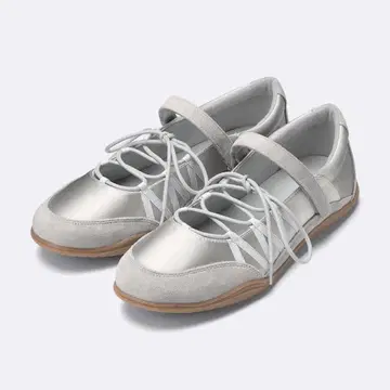 GU 레이스업 발레 스니커즈 그레이 XL 택 포함 미사용