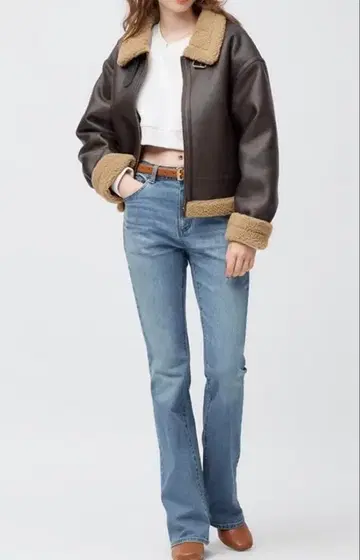 GU 페이크 무스탕 숏 플라이트 자켓 다크 브라운