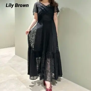 새상품급 Lily Brown 패치워크 레이스 원피스 블랙 M