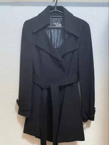 CECIIL McBEE 블랙 코트 벨트 포함