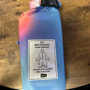 KIU NEW STANDARD RAIN PONCHO 그라데이션