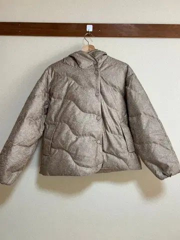 구스 다운 자켓 S 사이즈