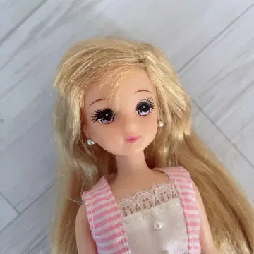 리카짱 인형 본체 핑크 드레스